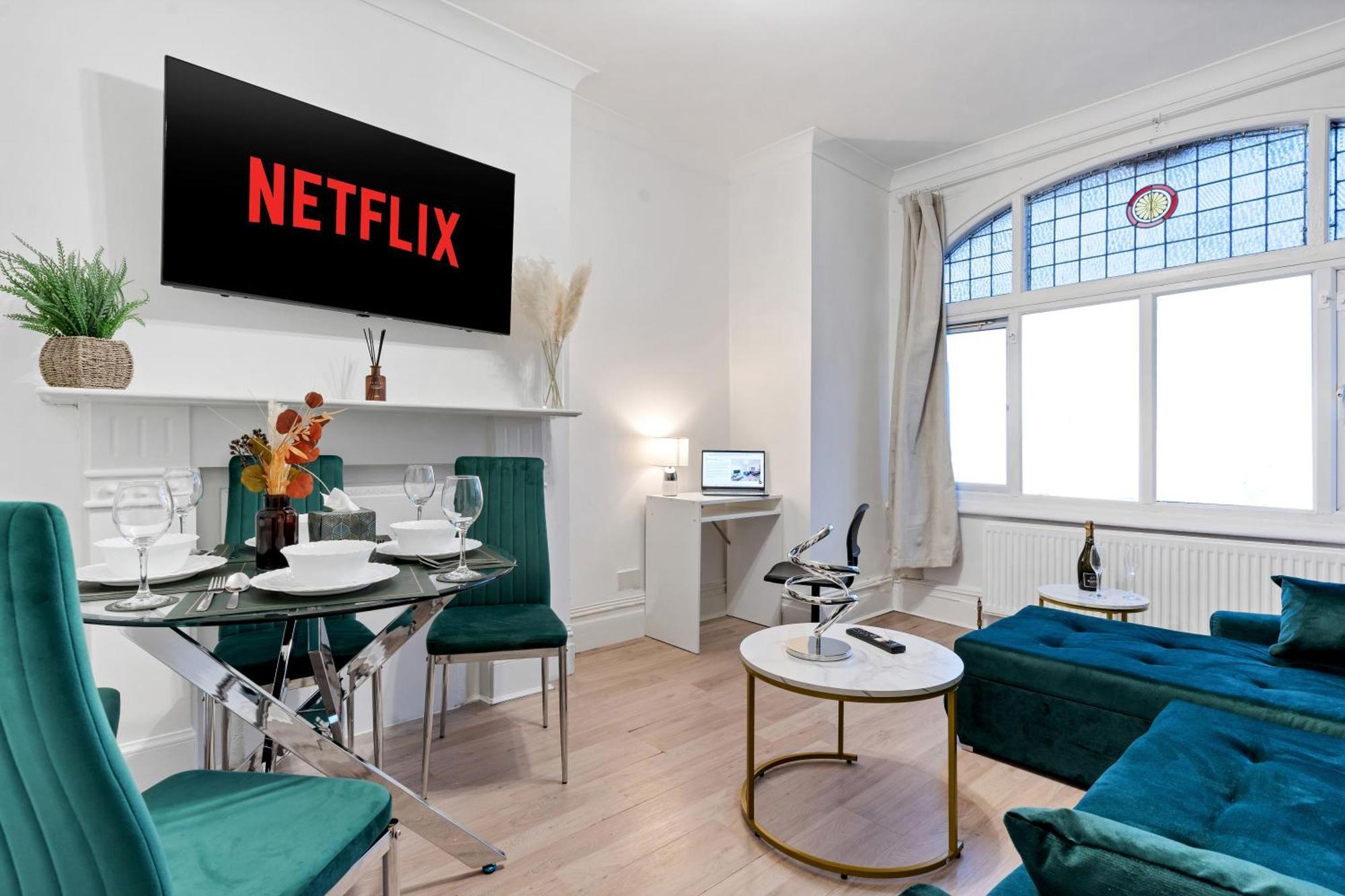 Stylish 2 Bed Apartment Near Central ロンドン エクステリア 写真